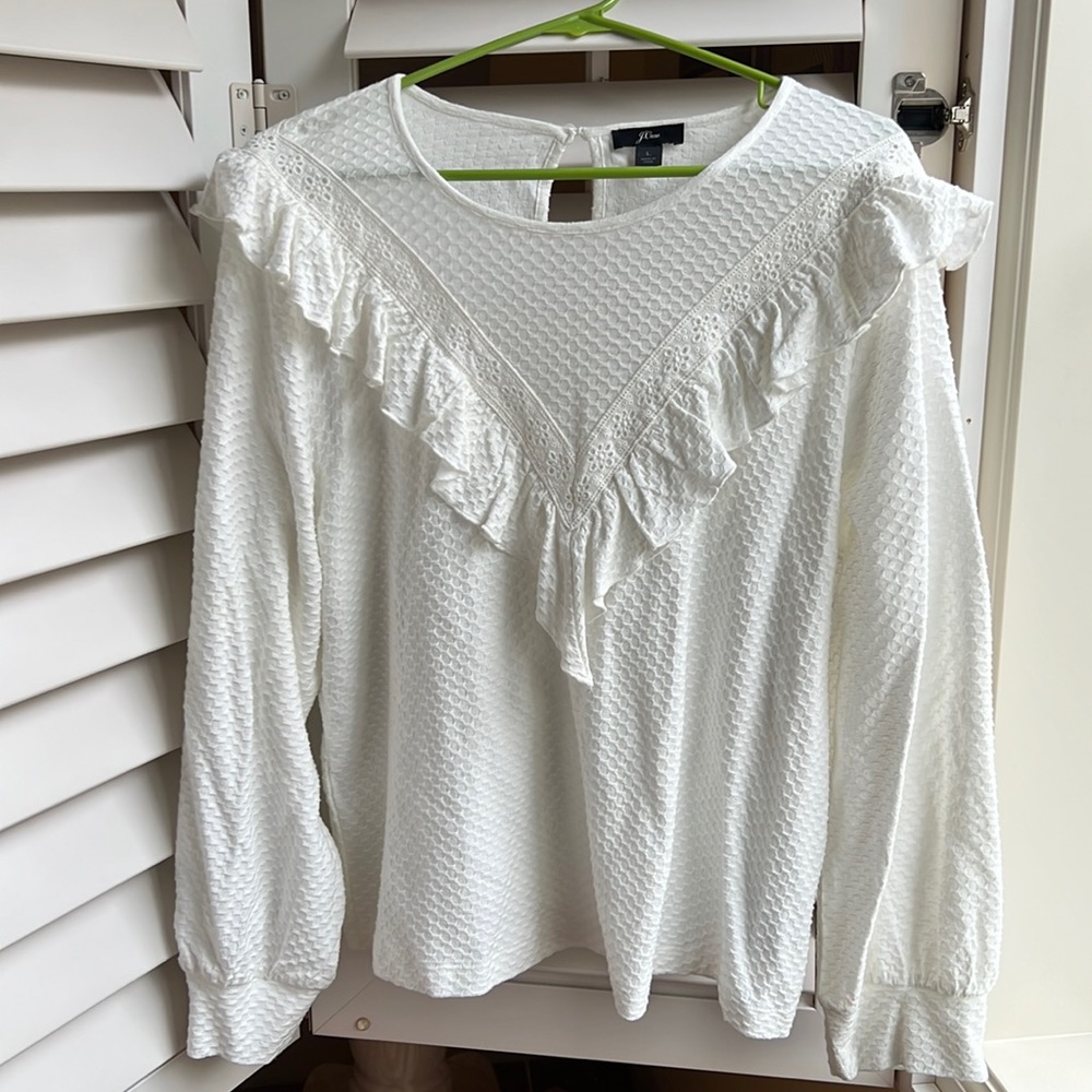Halogen knit ruffle blouse with button back